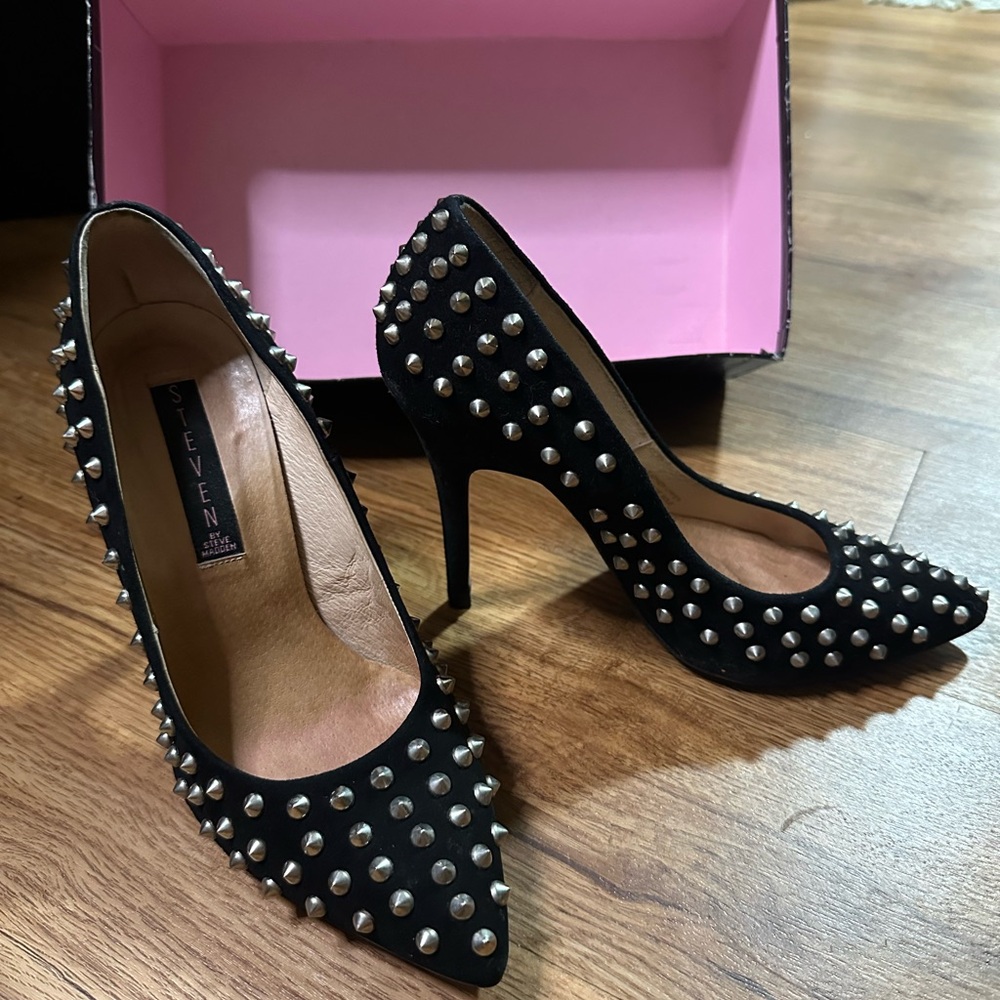 Y2K Steve Madden Studded Pumps